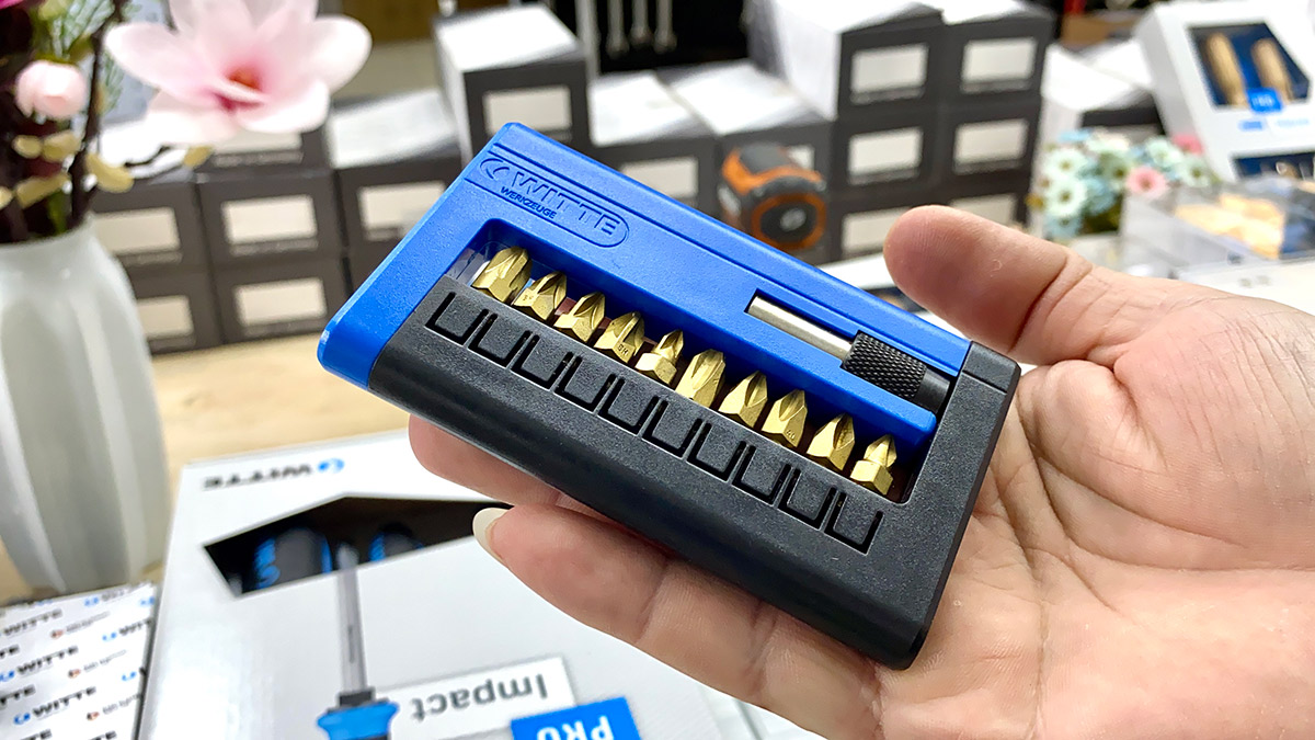 Với 10 mũi bit gồm 05 mũi bake và 05 mũi hoa thị