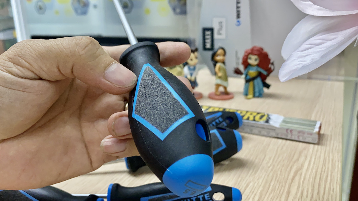 tua vít MAxx plus cán phủ vi sợi thủy tinh WITTE