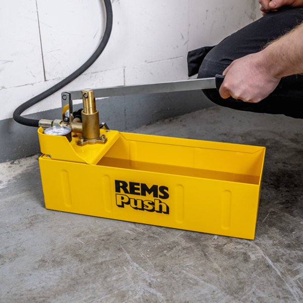Bơm kiểm tra áp lực đường ống tới 60 bar, REMS Push