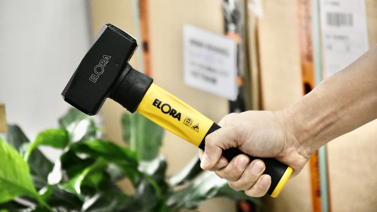 1672K búa đầu trùy cán nhôm Club hammer 