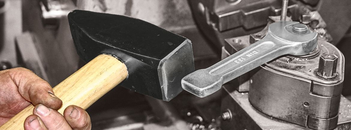 0175 07- cờ lê đóng miệng hở ngàm càng cua Matador