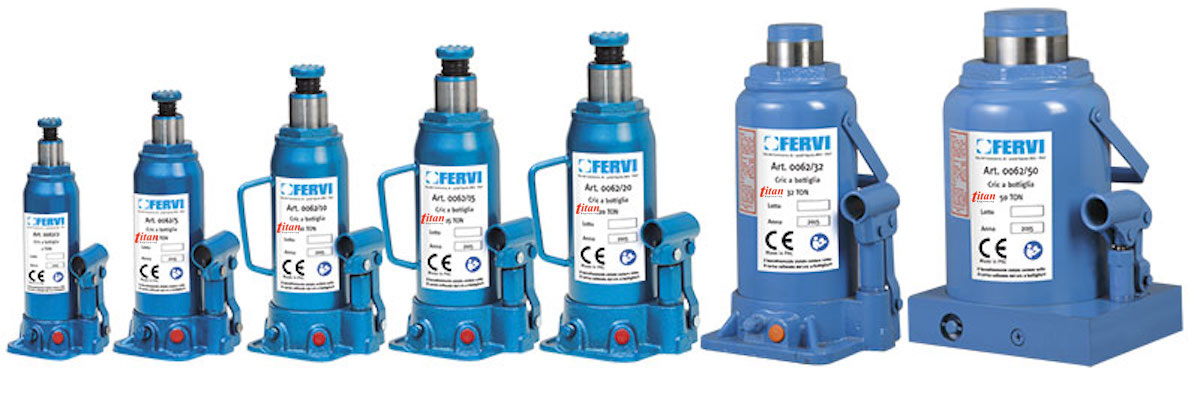 Con đội thủy lực hình cái chai Bottle Jack của FERVI 