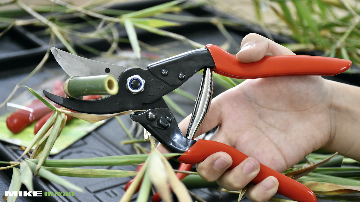 Cắt cành có đường kính tới 25mm