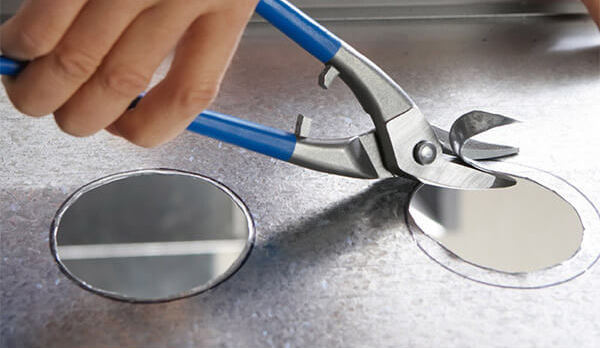 Kéo cắt tôn chuyên dụng cắt khoét lỗ tròn BESSEY D114