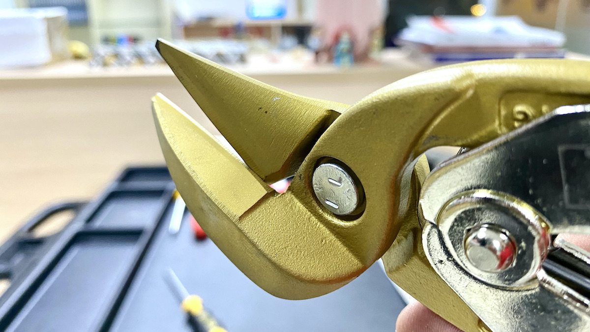 D27AHL_tin kéo cắt tôn lưỡi phủ titanium BESSEY