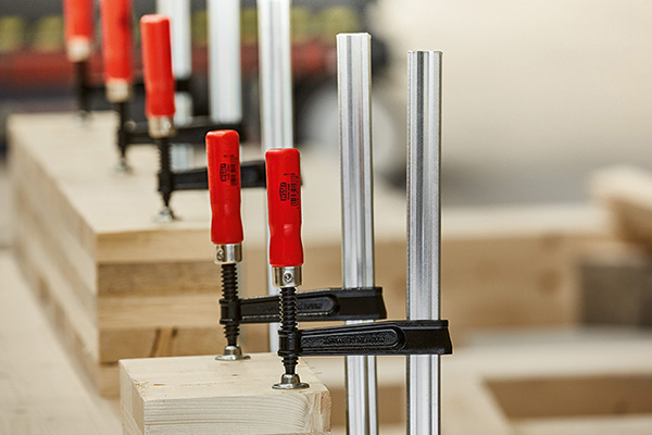 TKPN-BE Heavy duty screw clamp with wooden handle 3