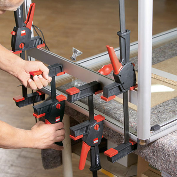 Hình ảnh thực thế về công dụng của cảo kẹp gỗ  dòng DUO-8 