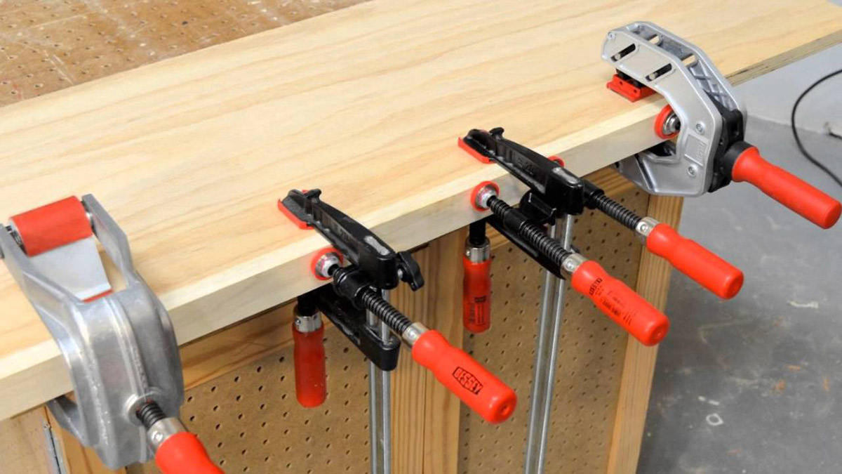 kẹp gỗ dùng một tay