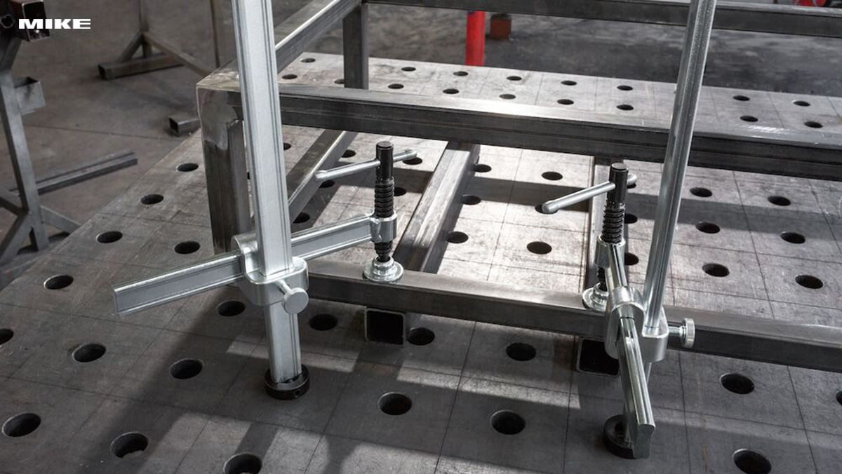 Kẹp phôi hàn BESSEY TWV-K ngàm điều chỉnh độ với linh hoạt