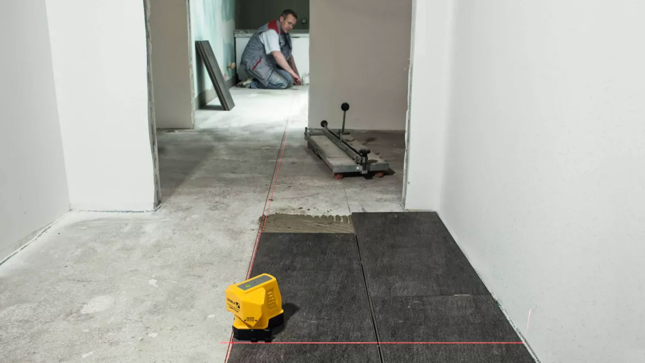 Máy ke góc vuông bằng laser, phạm vi 15m, hàng chính hãng Stabila