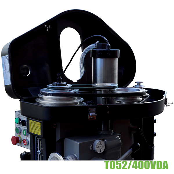 motor 3 pha máy phay đứng T052/400VDA