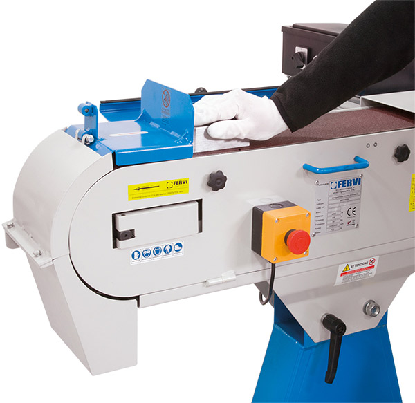 Máy mài nhám băng FERVI 0691/400V dùng điện 3 pha 50Hz, 4kW