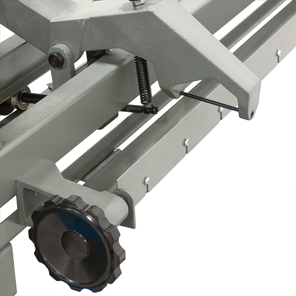 Máy tiện gỗ có thiết bị sao chép Fervi 0648 công suất 750W