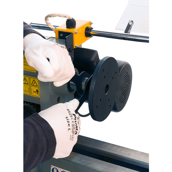 Máy tiện gỗ Fervi 0758 chiều dài phôi 1100m, công suất 750W