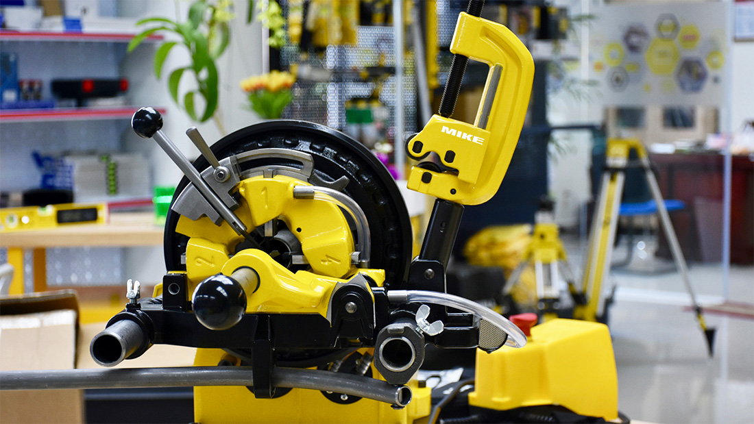 Máy tiện ren ống REMS Magnum đường kính tới 2 inch