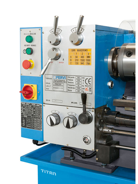 Máy tiện vạn năng FERVI T940/230V, 1500W , mâm cặp ø160mm