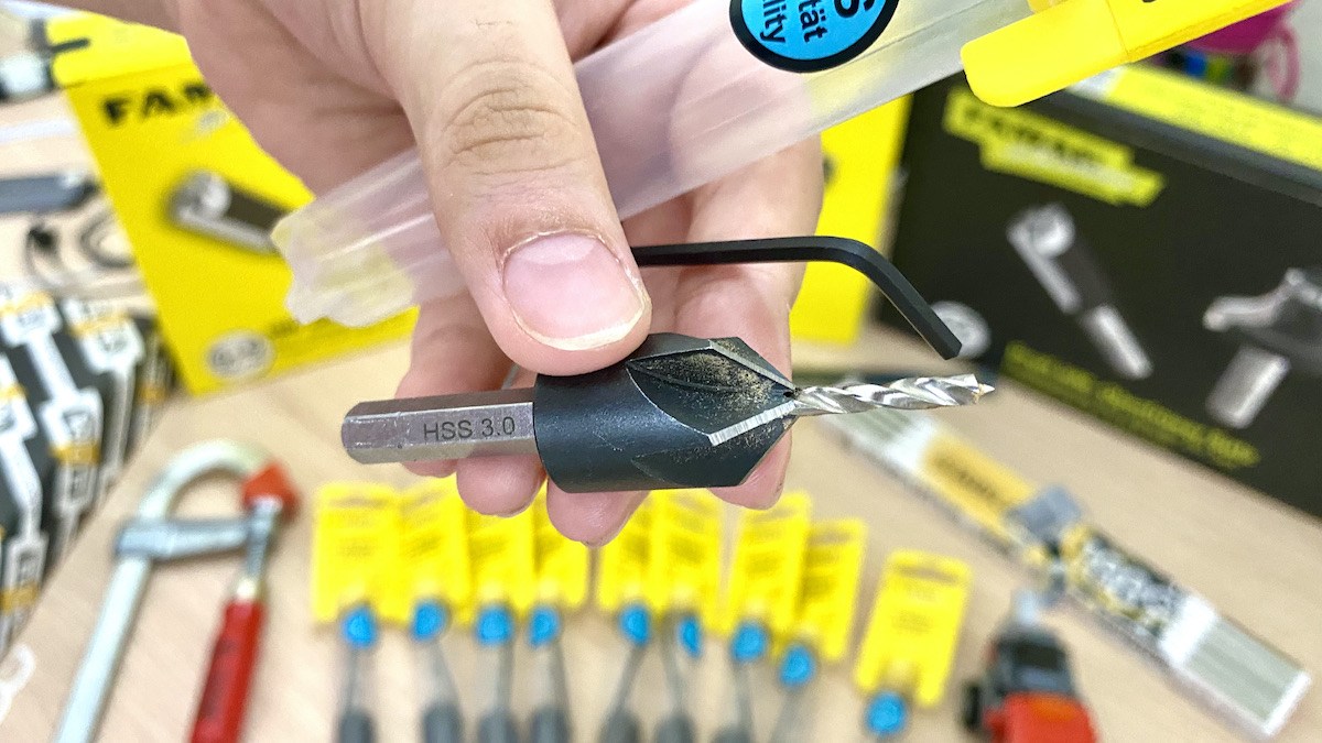 Mủi khoan vát mép kèm theo 1 lục giác 2.5mm