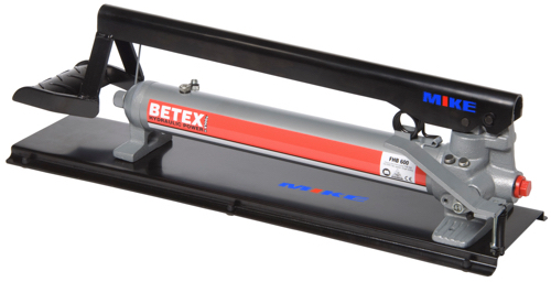 Bơm thủy lực bằng chân BETEX FHP600, dung tích 600 ml, áp suất max 700 bar.