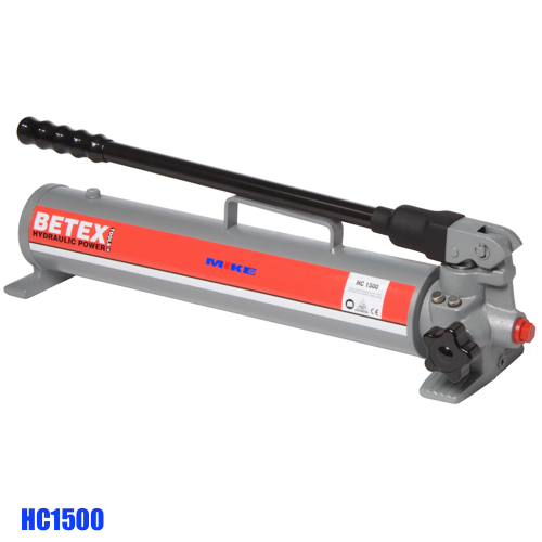Bơm thủy lực bằng tay BETEX HC1500, dung tich 1,5 lit. Áp suất max 700 bar.